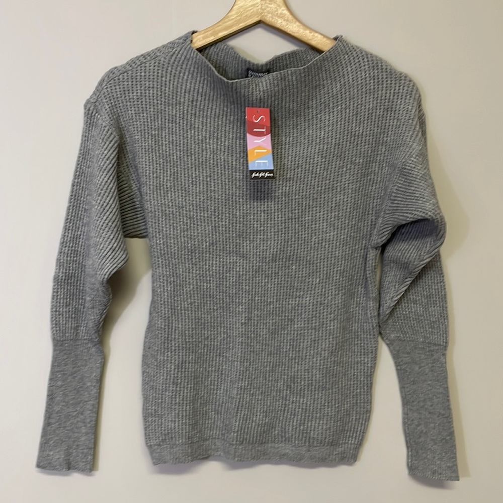 NWT Summer and Rose Knit Sweater